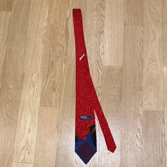 Vintage Polo by Ralph Lauren Equestrian Hand Made Silk Tie in Red with Horseshoe - Picture 9 of 10